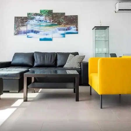 Beachfront * Torremolinos